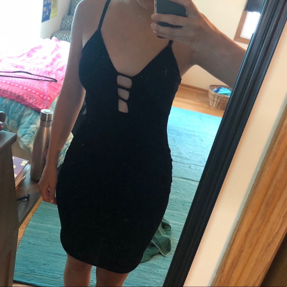 Black velvet bodycon dress